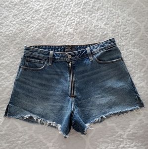 NEW Abercrombie & Fitch zip through cut-off shorts